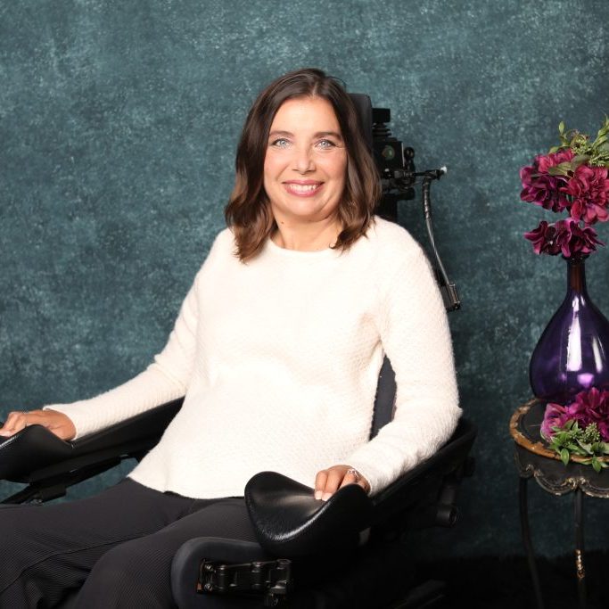 Mandy Salas Headshot